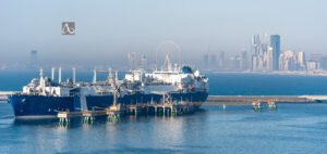 Read more about the article Dubai Maritime City Handles 52 Vessels in Single-Day Record